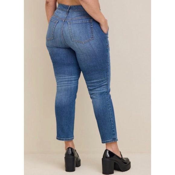 🆕 Perfect Boyfriend Ankle Vintage Stretch Mid-Rise Jean Size 16 NWT Torrid New! - Picture 3 of 5